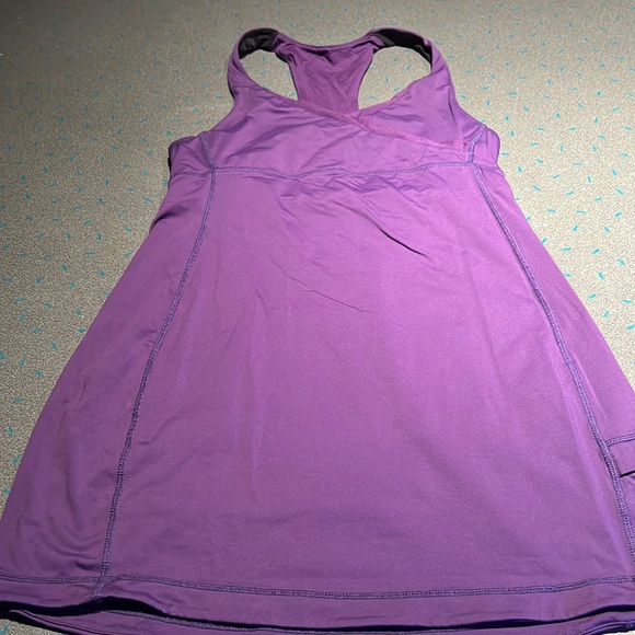 Lululemon Tank - Picture 1 of 5